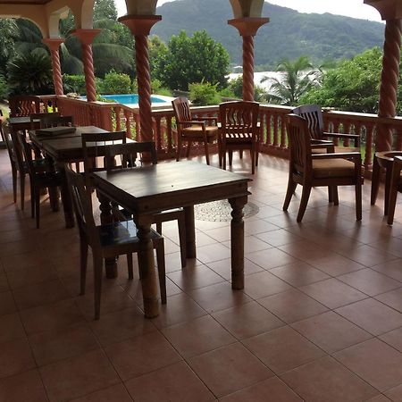 Bayview Villa -Sea Side Villa Anse Boileau Екстер'єр фото