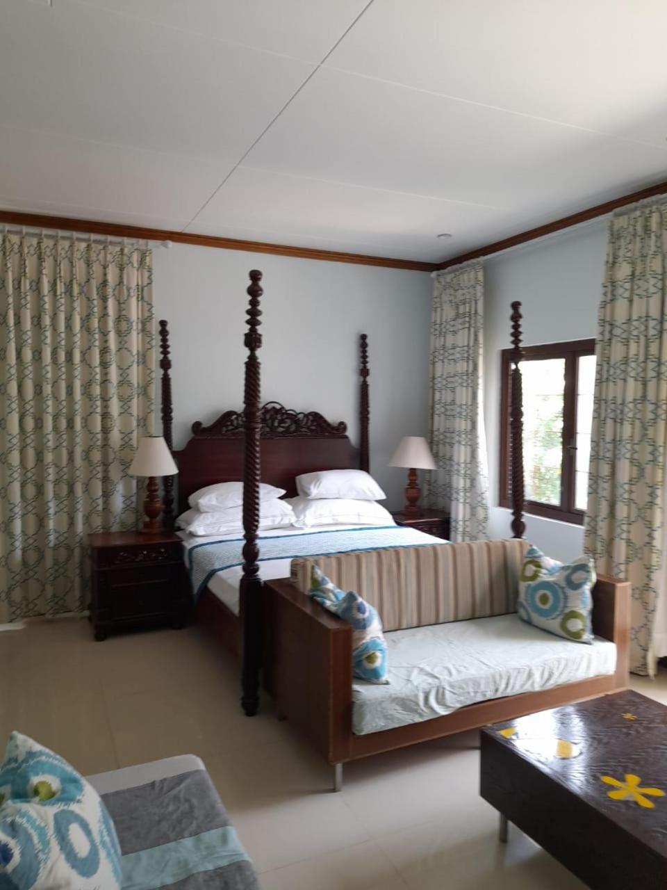 Bayview Villa -Sea Side Villa Anse Boileau Екстер'єр фото
