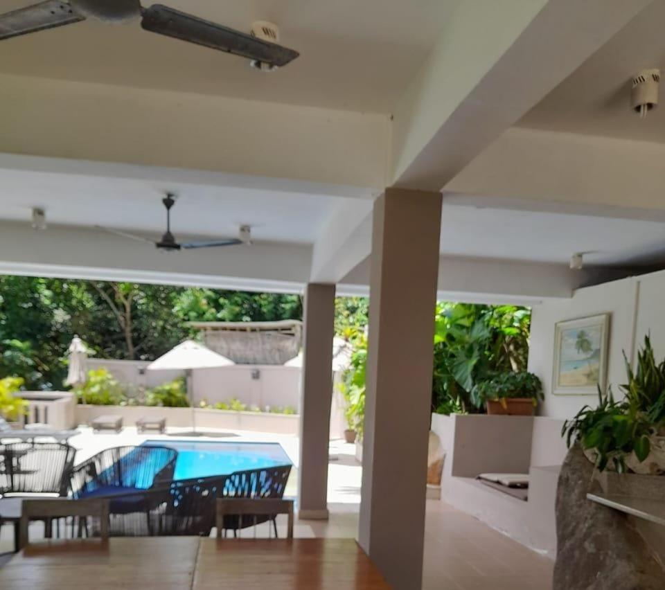 Bayview Villa -Sea Side Villa Anse Boileau Екстер'єр фото