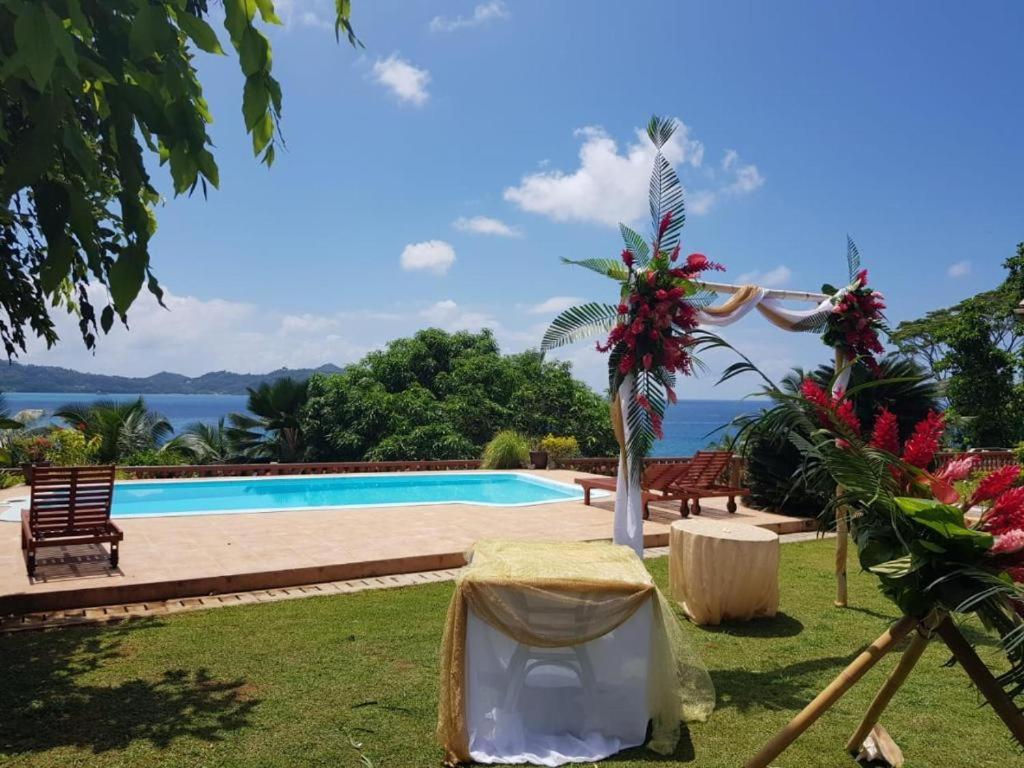 Bayview Villa -Sea Side Villa Anse Boileau Екстер'єр фото
