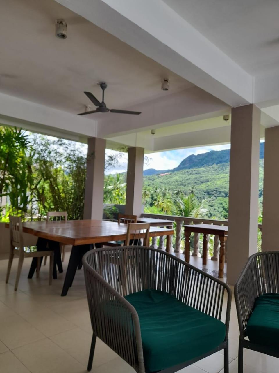 Bayview Villa -Sea Side Villa Anse Boileau Екстер'єр фото
