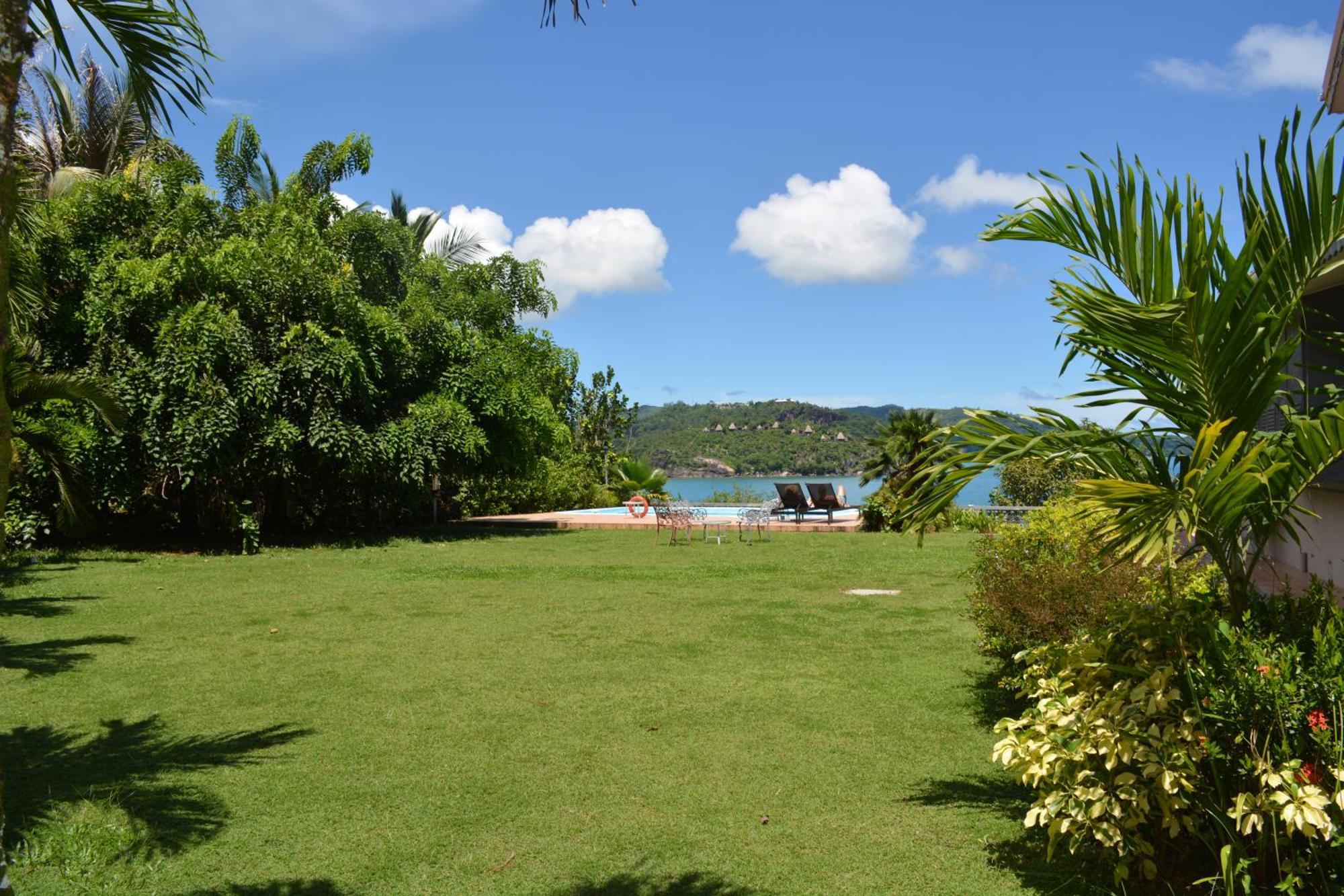 Bayview Villa -Sea Side Villa Anse Boileau Екстер'єр фото