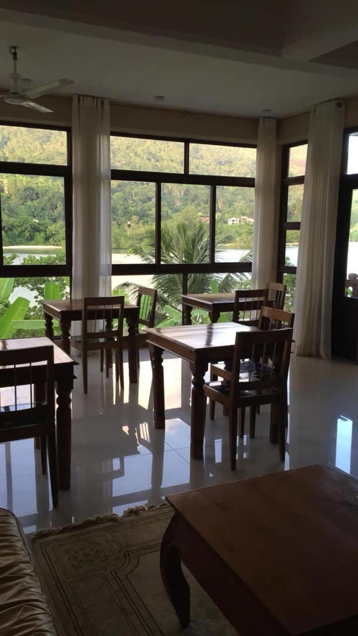 Bayview Villa -Sea Side Villa Anse Boileau Екстер'єр фото