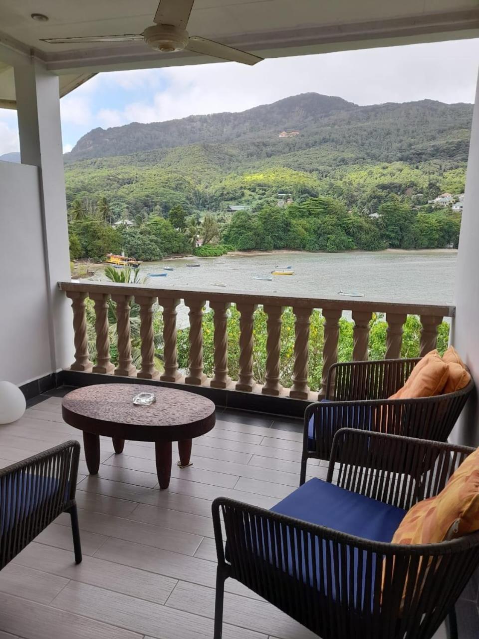 Bayview Villa -Sea Side Villa Anse Boileau Екстер'єр фото