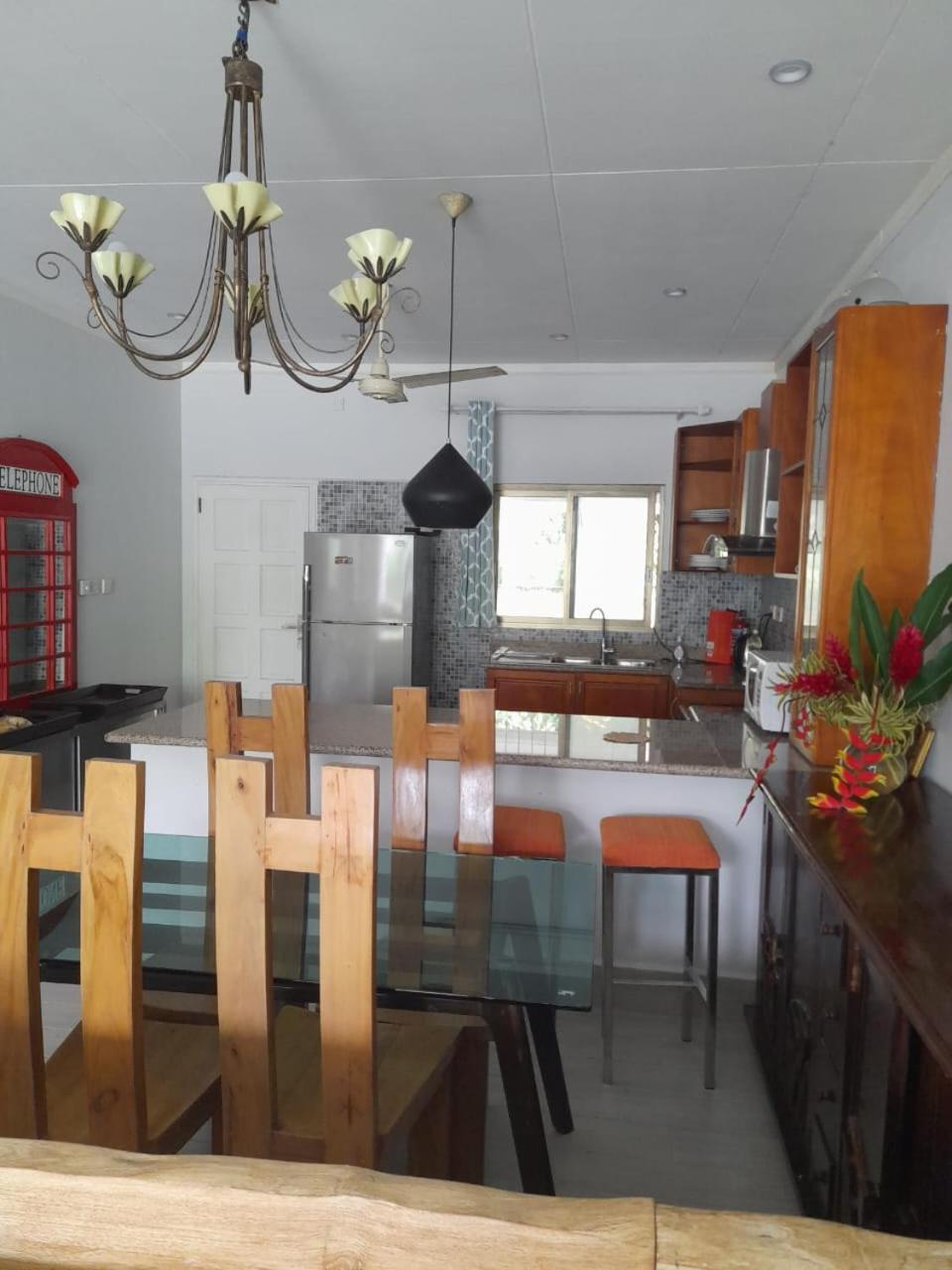 Bayview Villa -Sea Side Villa Anse Boileau Екстер'єр фото