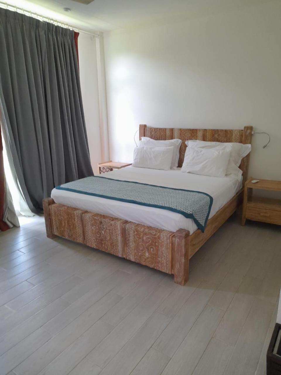 Bayview Villa -Sea Side Villa Anse Boileau Екстер'єр фото